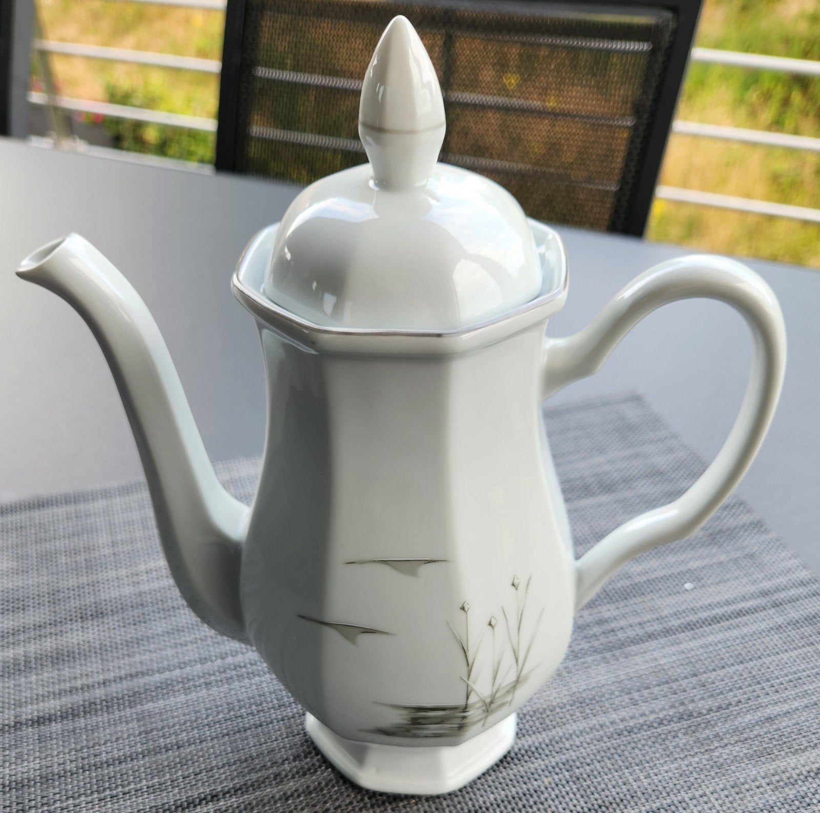 CAFETIERE VINTAGE , Porcelaine de Sologne, Antiquités & Art, Enlèvement