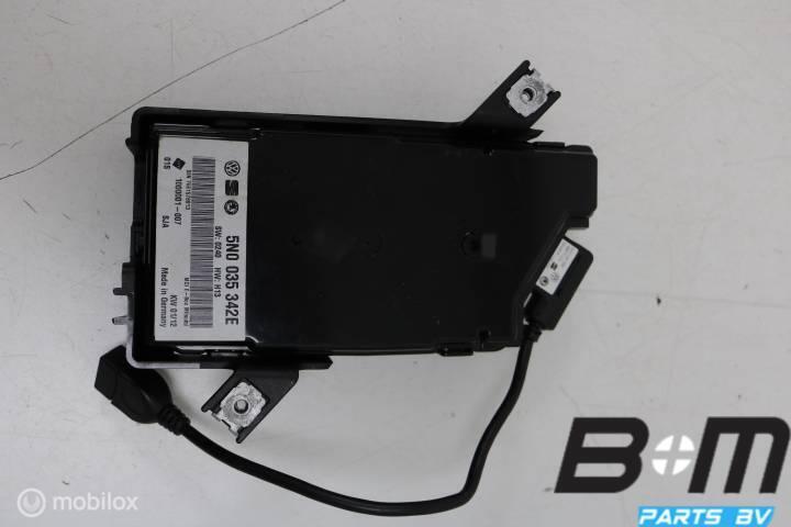 Media-in module VW Polo 6R 5N0035342E, Autos : Divers, Autoradios, Utilisé