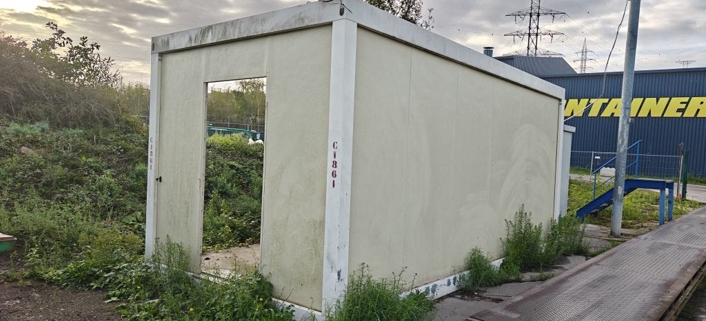 Container Bureaux, Enlèvement