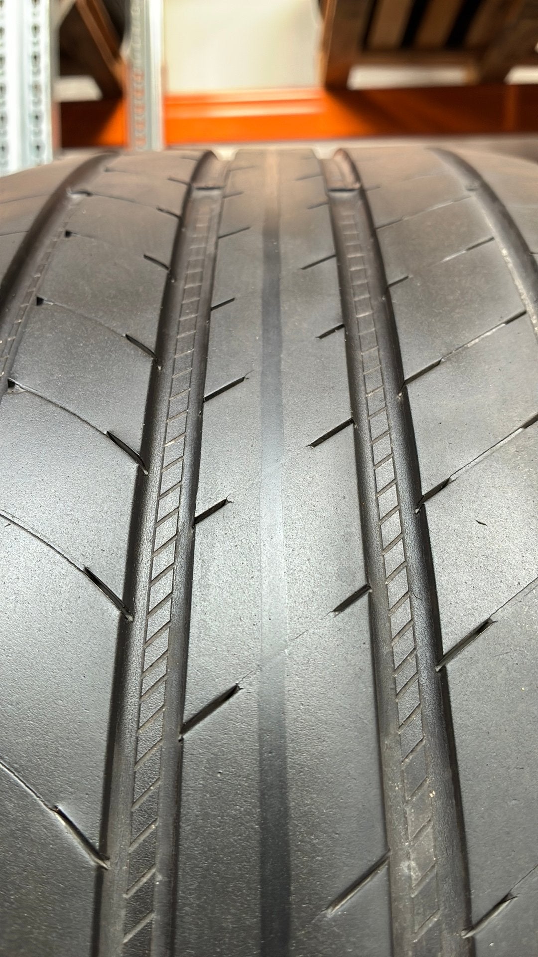 Pneus d'été 2555519 255/55/19 255/55R19 marque Goodyear, Enlèvement
