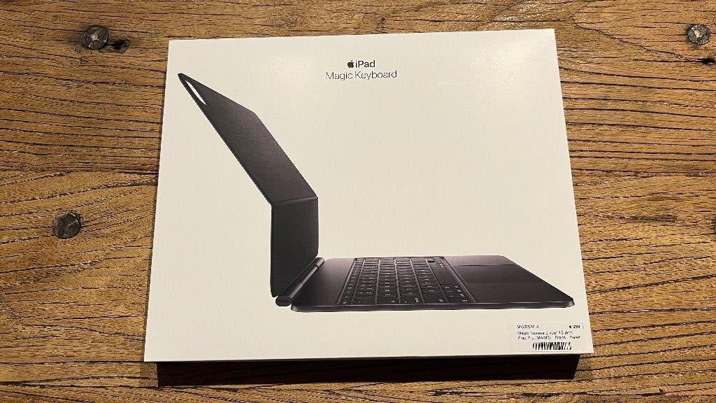 Apple Magic Keyboard Folio voor iPad Pro 13inch, Computers en Software, Ophalen, 13 inch of meer, Zwart, Zo goed als nieuw
