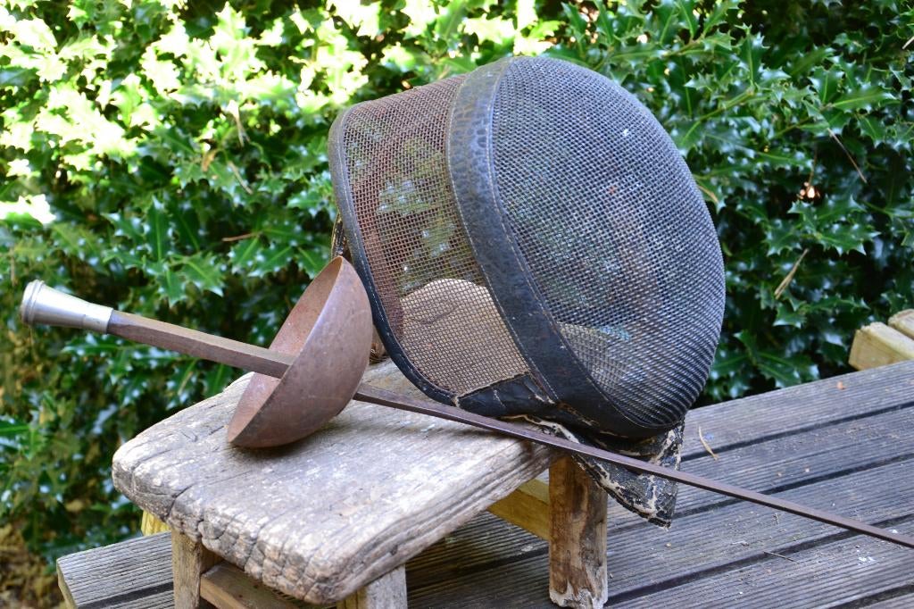 équipement d'escrime ancien, Enlèvement