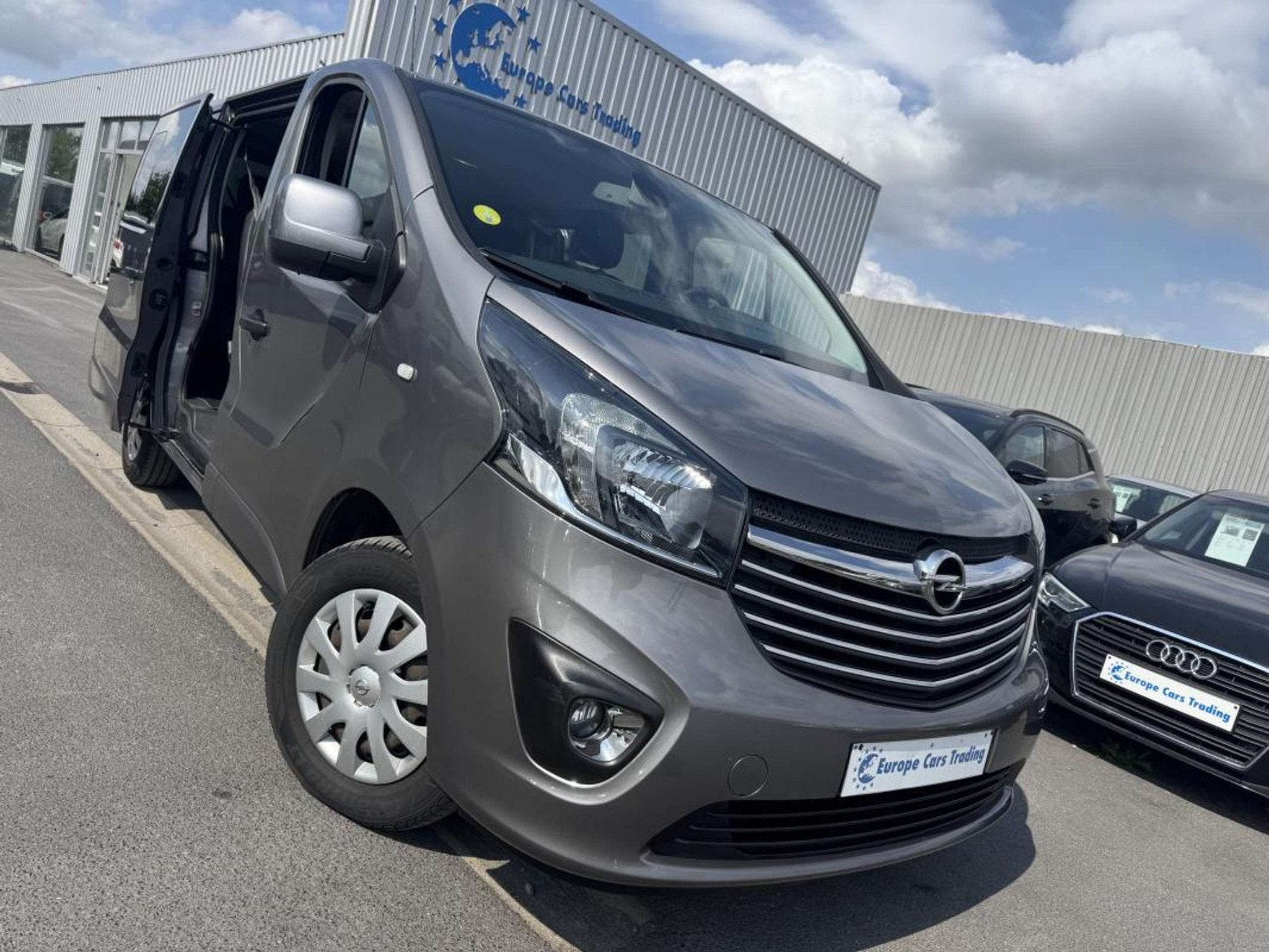 Opel Vivaro -B COMBI ÉDITION 1.6CDTI 120CH 1ER MAIN 8PLACES, Auto's, Parkeersensor, 164 g/km, 120 pk, Bedrijf
