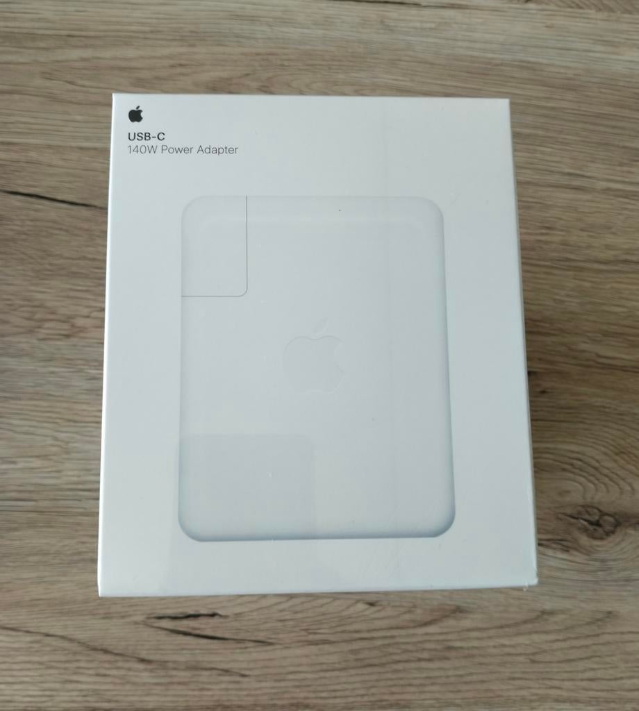 Apple USB-C-voedingsadapter van 140 W, Computers en Software, Laptop-opladers, Ophalen