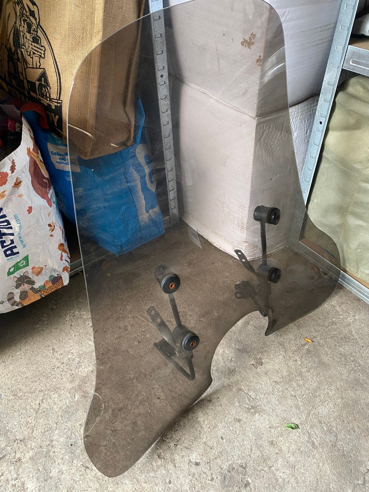 Vespa windscherm met bevestiging, Ophalen, Zo goed als nieuw