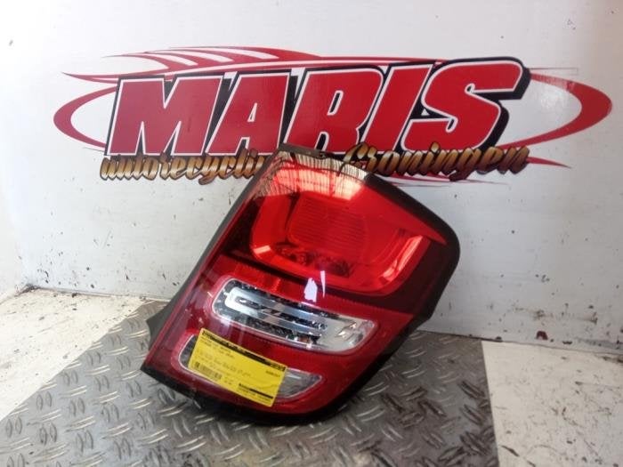 Feu arrière droit d'un Citroen C3, Autos : Pièces & Accessoires, -, 3 mois de garantie, Utilisé, -