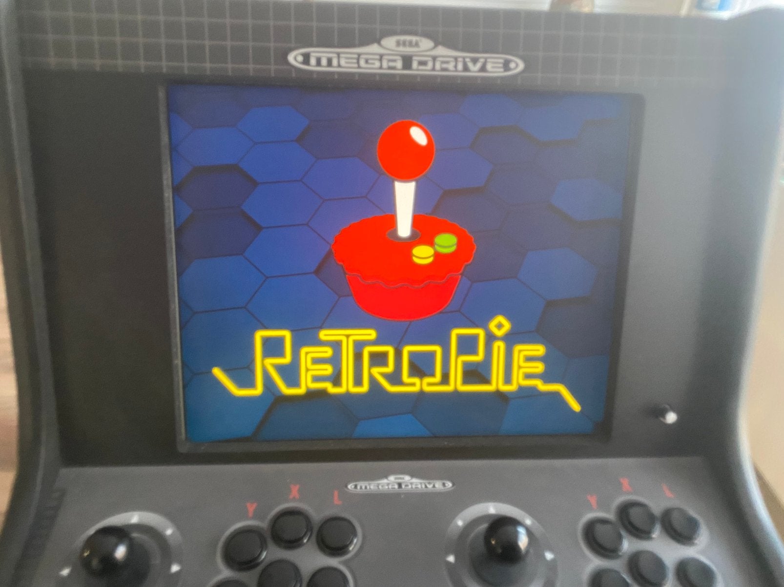 Borne d’arcade style Megadrive sous Retropie, Enlèvement, Comme neuf
