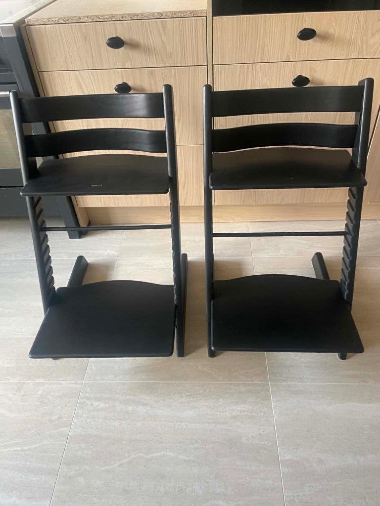 Tripp Trapp Stokke en parfait état (2 disponibles), Enfants & Bébés, Chaises pour enfants, Enlèvement ou Envoi, Neuf, Chaise évolutive