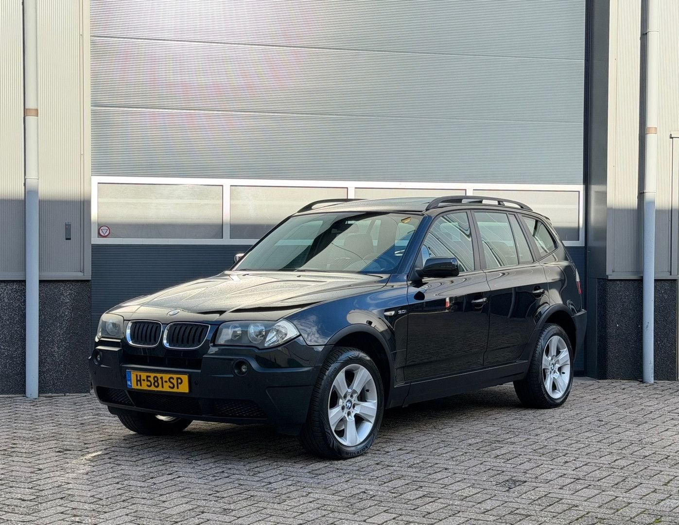 BMW X3 3.0i bij.2004 Pano|Navi|Trekh|Leder., Autos, Achat, Ordinateur de bord, Carnet d'entretien, 293 g/km