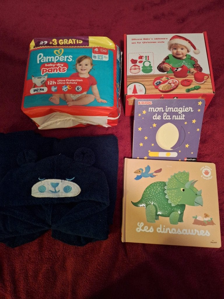 lot livres , poncho éponge etc bébé neufs, Enlèvement, Neuf