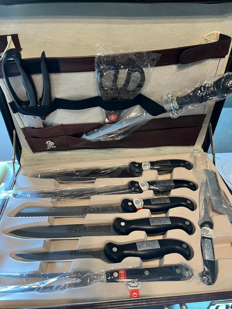 Set de couteaux 24 pièces Solingen new, Enlèvement, Neuf