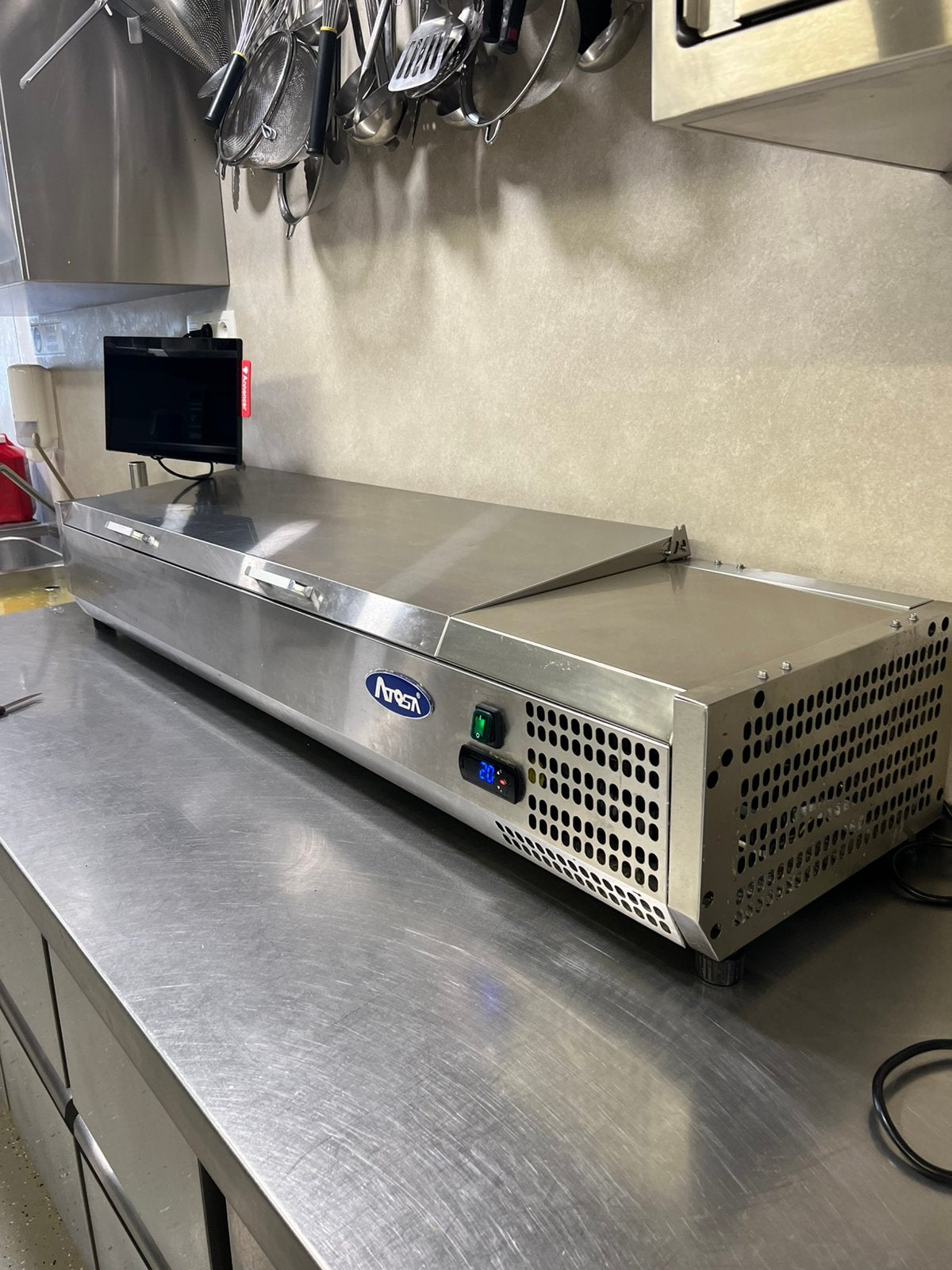 Horeca saladette, Informatique & Logiciels, Alimentations de secours (UPS), Enlèvement, Utilisé