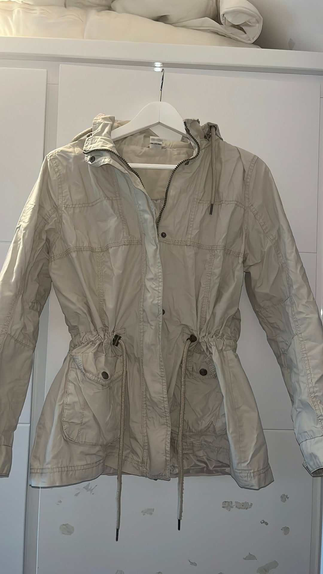 Dunne beige jas, Kleding | Dames, Ophalen, Zo goed als nieuw, Maat 38/40 (M), Beige