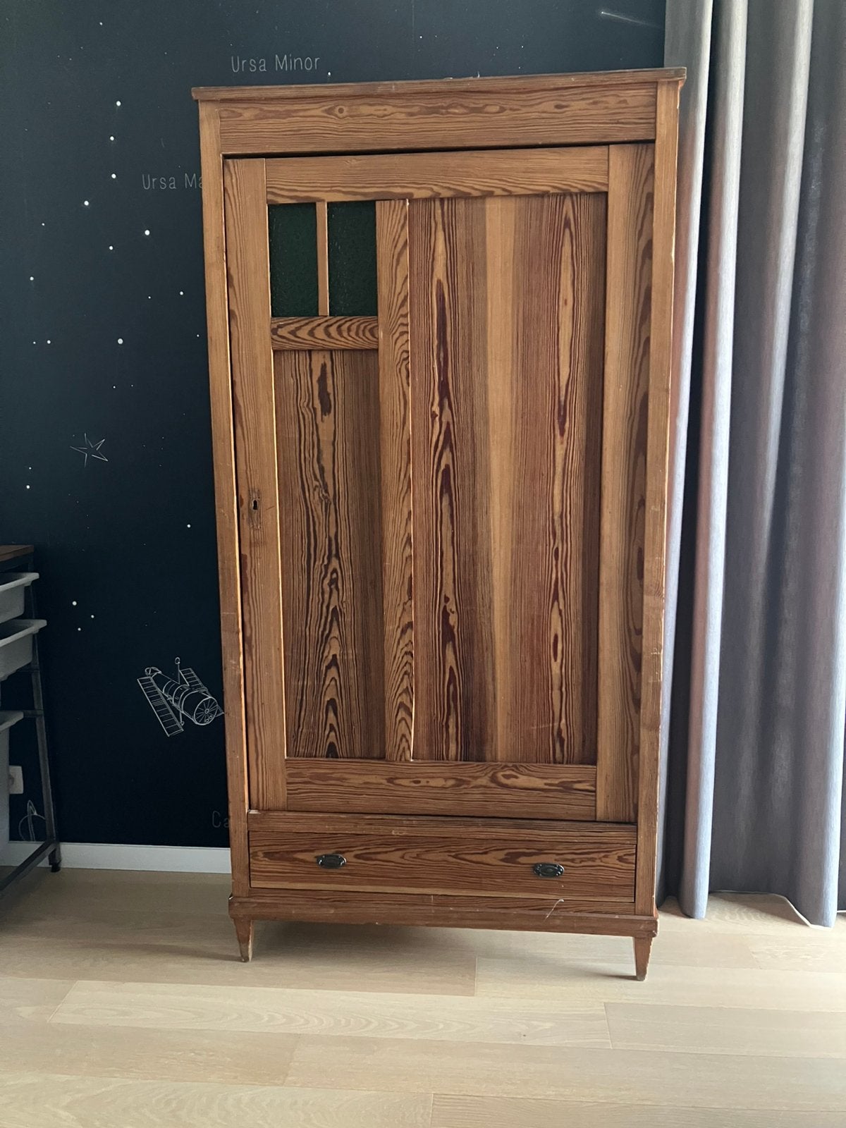 Antieke grenen kledingkast, Ophalen, Gebruikt, 50 tot 100 cm, Met lade(s)