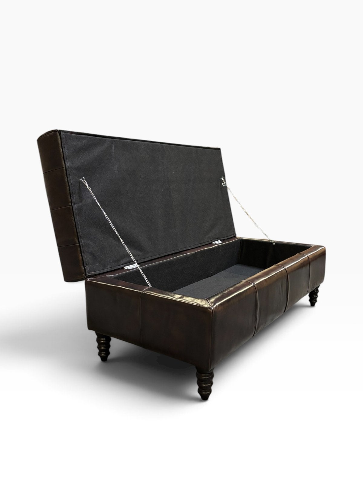 Banc coffre en cuir Chesterfield Bradford, Envoi