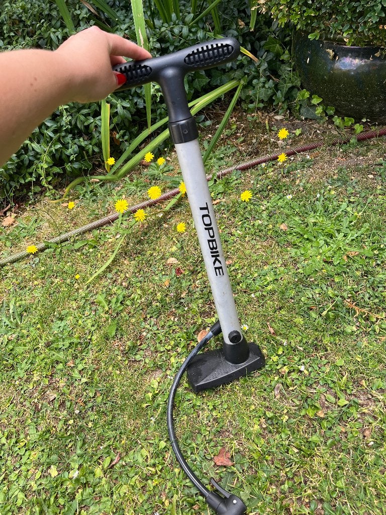 Pompe à vélo, Enlèvement, Manomètre, Comme neuf