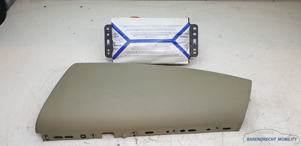 Cache d'airbag droit pour Renault Avantime, c t passager, r, Renault Group, Contact.group@renault.com, Renault, Utilisé