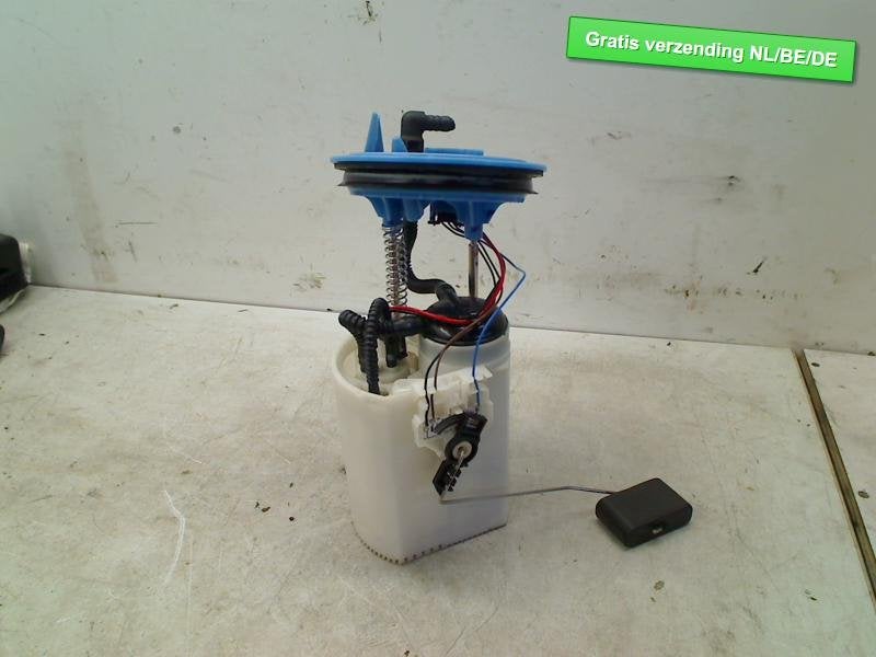 BRANDSTOFPOMP Volkswagen Golf VII (AUA) (5Q0919051CB), Auto-onderdelen, Gebruikt, Volkswagen, Volkswagen AG, Kundenbetreuung@volkswagen.de