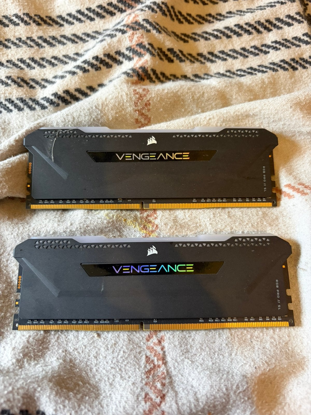 Corsair Vengeance RGB Pro SL 16GB (2x8GB) DDR4 3600MHz, Enlèvement, Comme neuf, DDR4