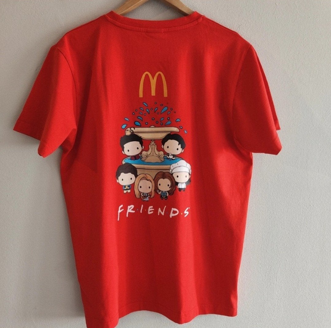Rood T-shirt van McDonald's Friends Special Edition — TXL, Ophalen of Verzenden, Gedragen, Rood, Maat 56/58 (XL)