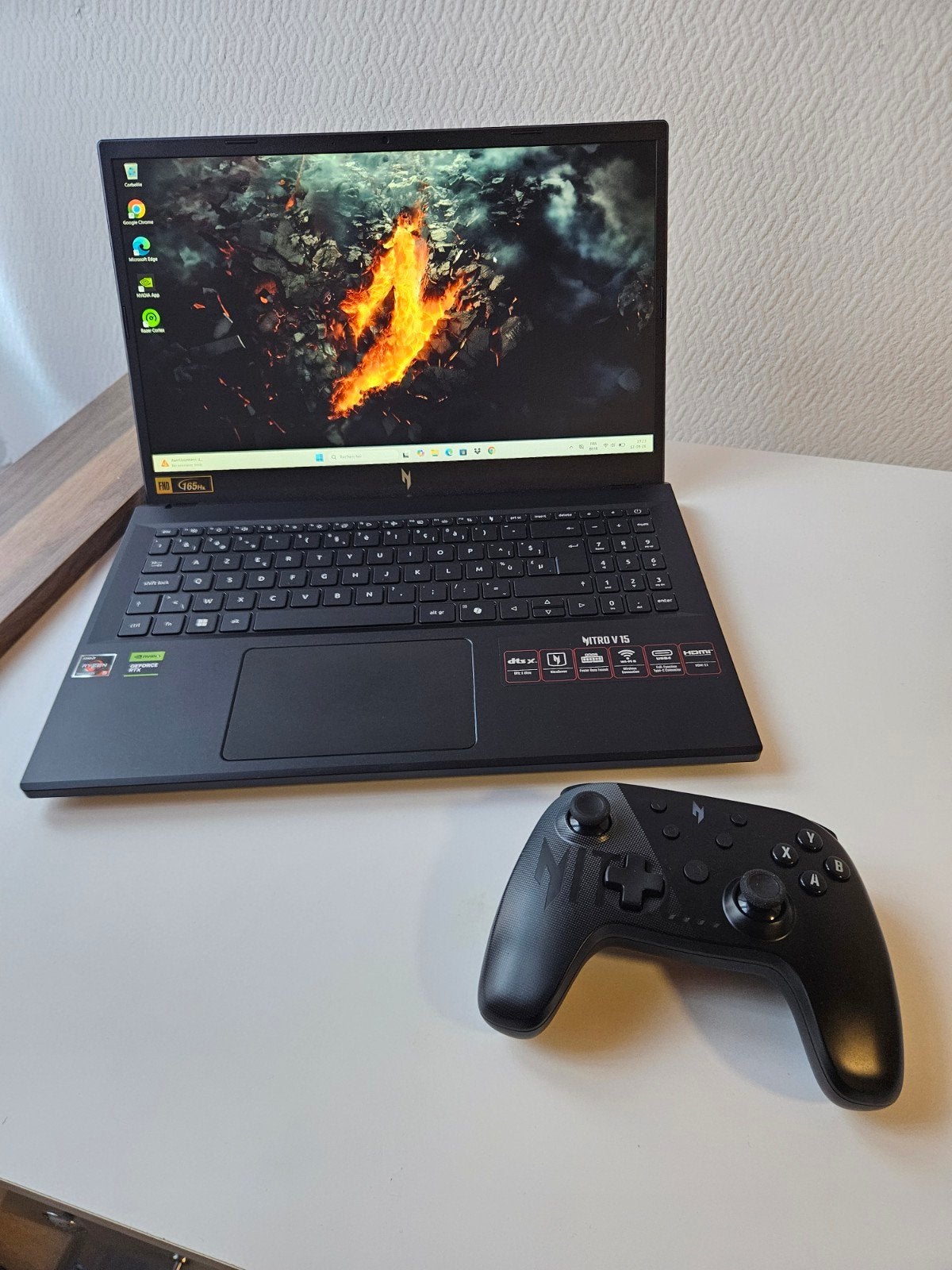 Pc portable Gamer Acer Nitro V15 avec manette + Garantie, Enlèvement