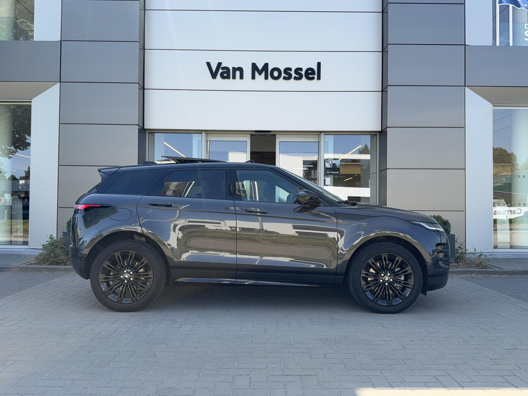 Land Rover Range Rover Evoque P300e Dynamic SE AWD Auto. 24M, Autos, Cuir, Argent ou Gris, Achat, Euro 6