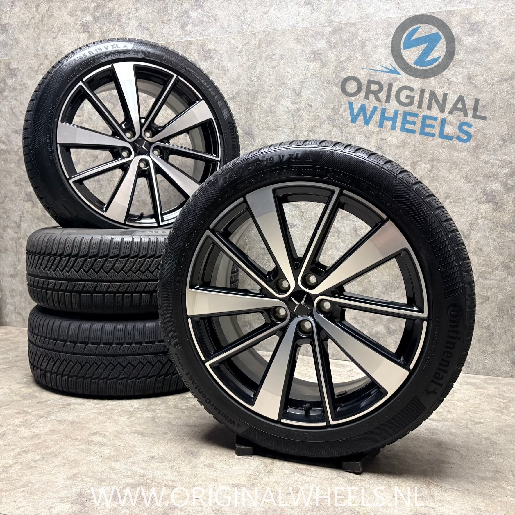 ✅ 19 inch originele Polestar 2 velgen + winterbanden, 19 inch, -, -, Banden en Velgen