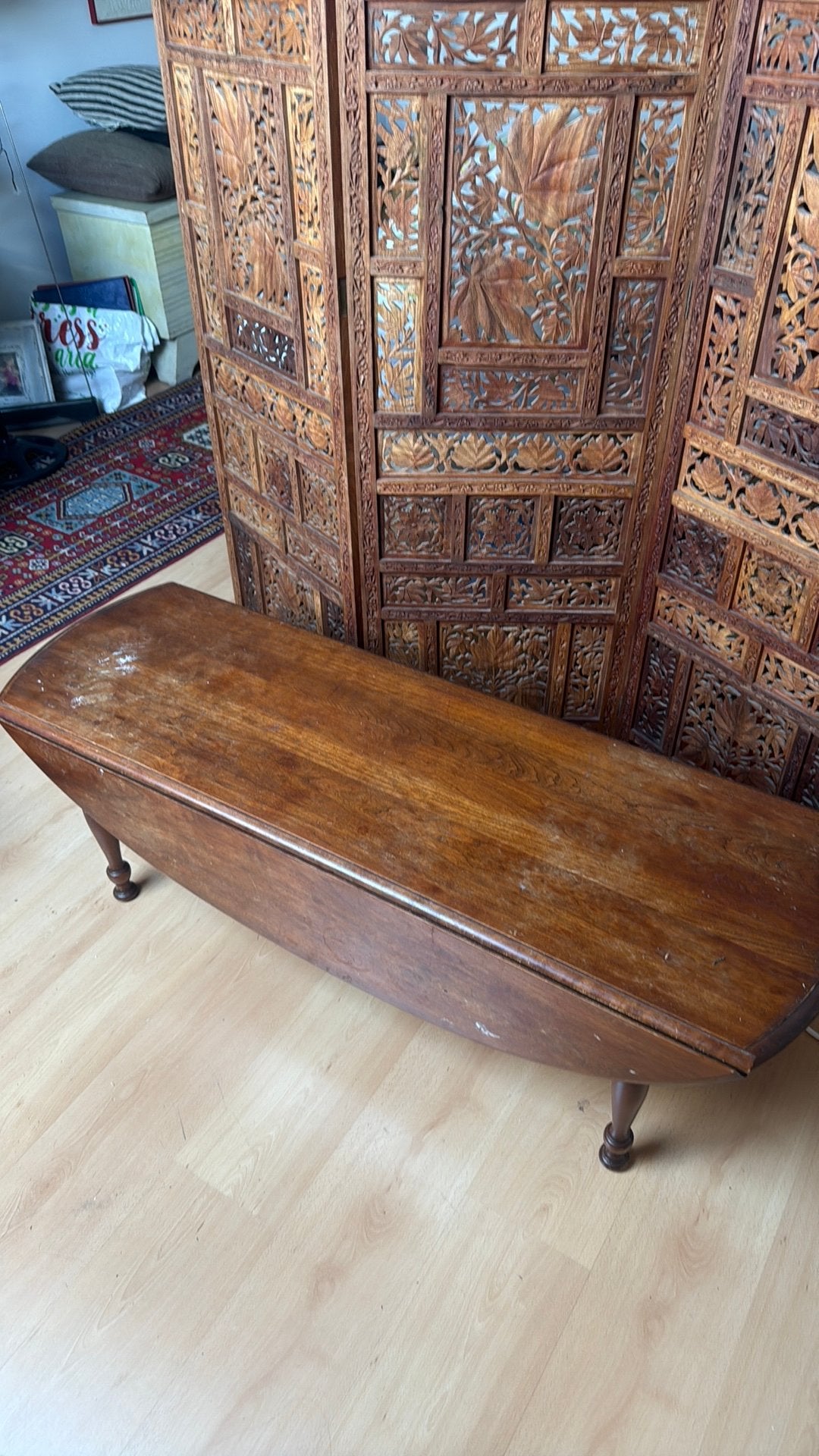 Versatile vintage coffee table, Enlèvement