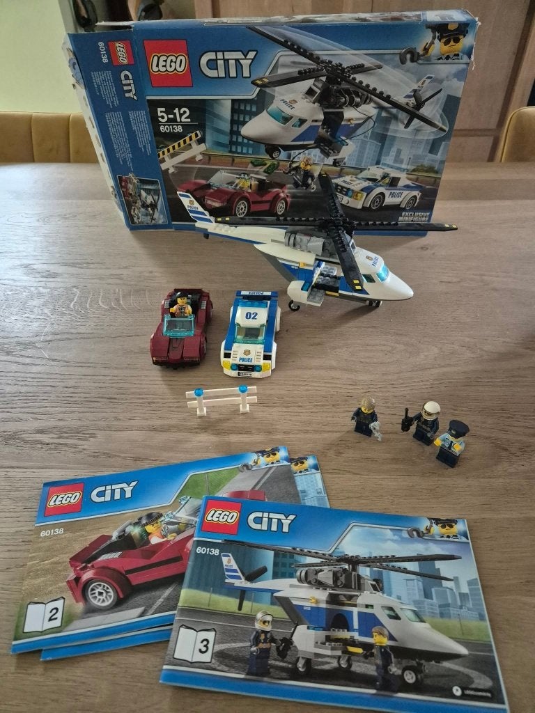 lego city 60138 - complete set + boekjes + doos, Inclusief instructies, Lego, Ophalen of Verzenden, Complete set