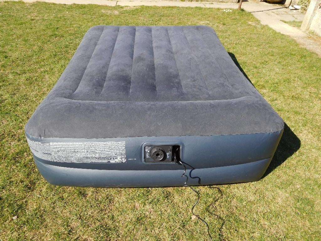 Luchtmatras INTEX, Ophalen, Ingebouwde pomp, Zo goed als nieuw, 2-persoons