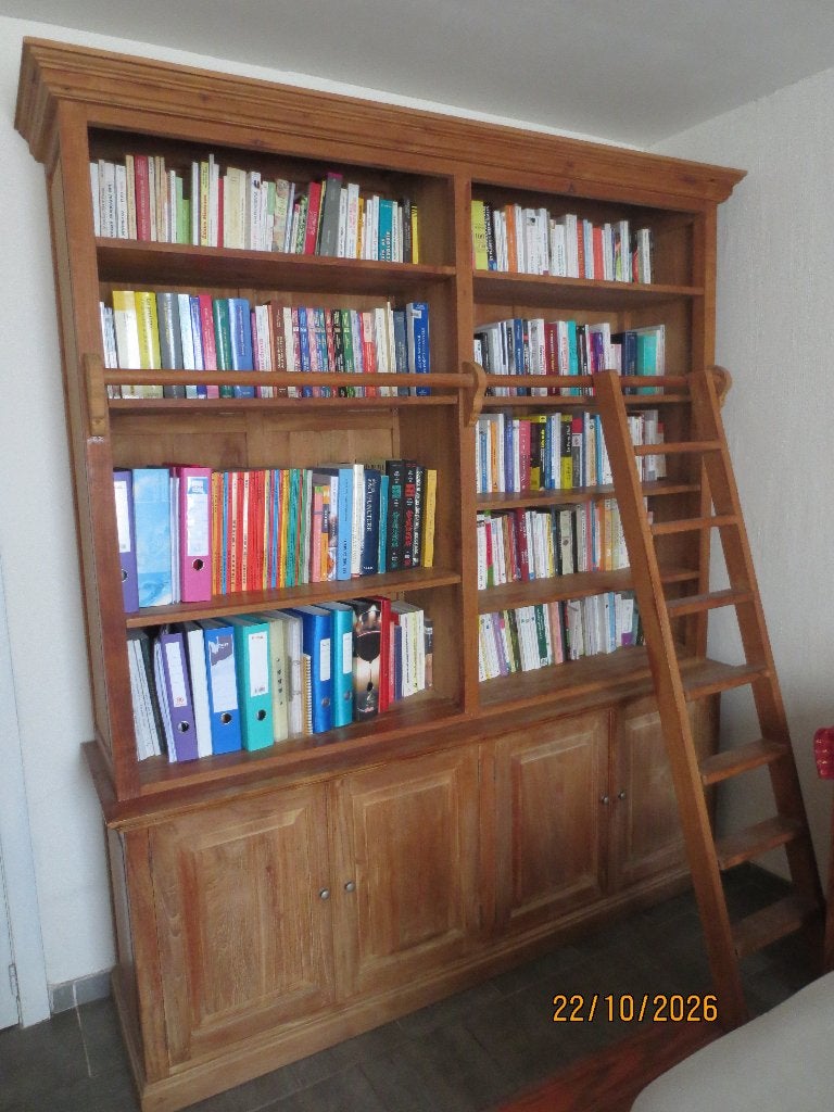 Meuble BIBLIOTHEQUE en TCECK MASSIF, Teck, Avec porte(s), Enlèvement ou Envoi, 150 à 200 cm
