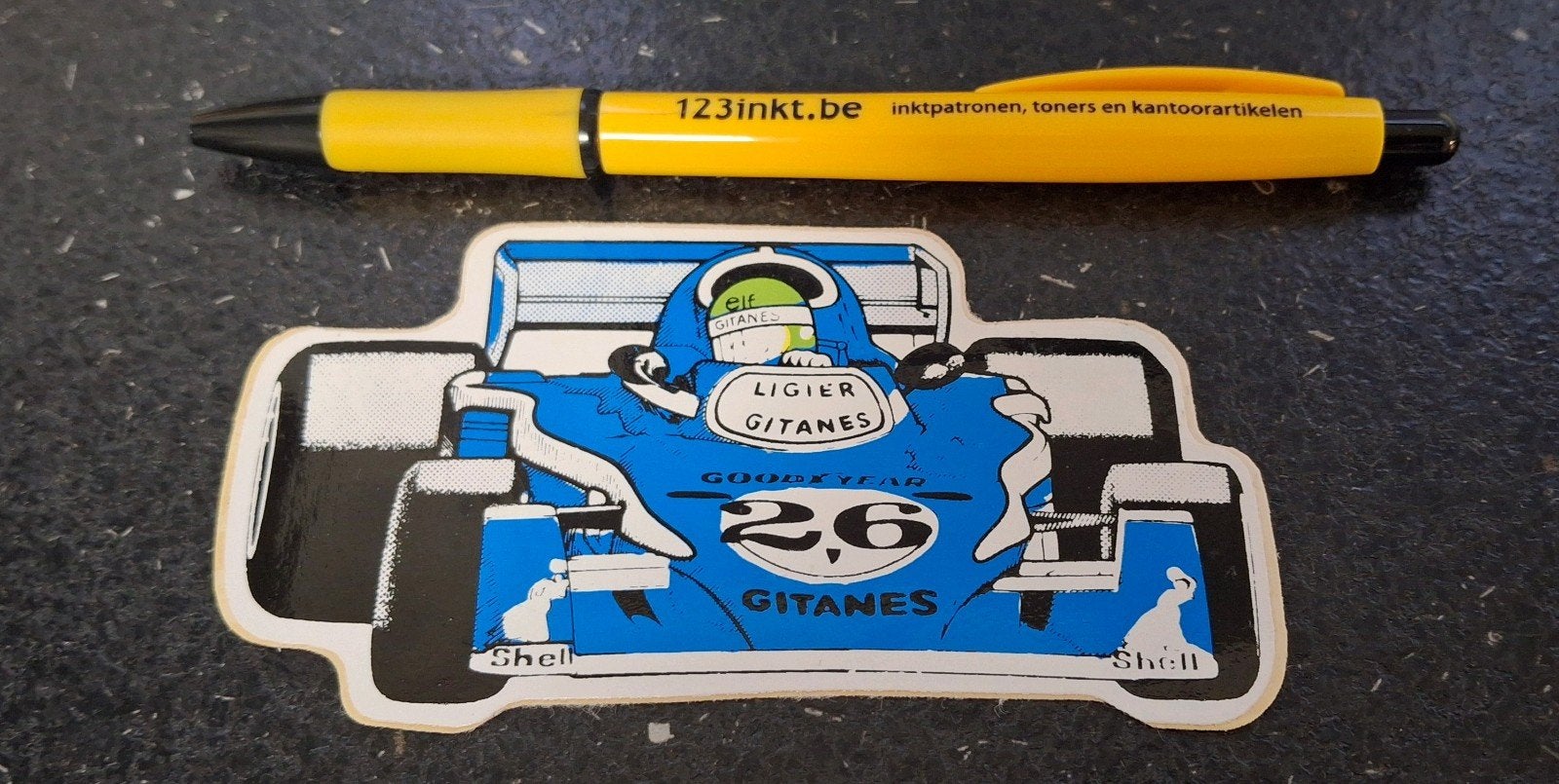 Autocollant Fun Fair Formula 1 Ligier Gitanes team, Collections, Enlèvement ou Envoi, Comme neuf, Voiture ou Moto