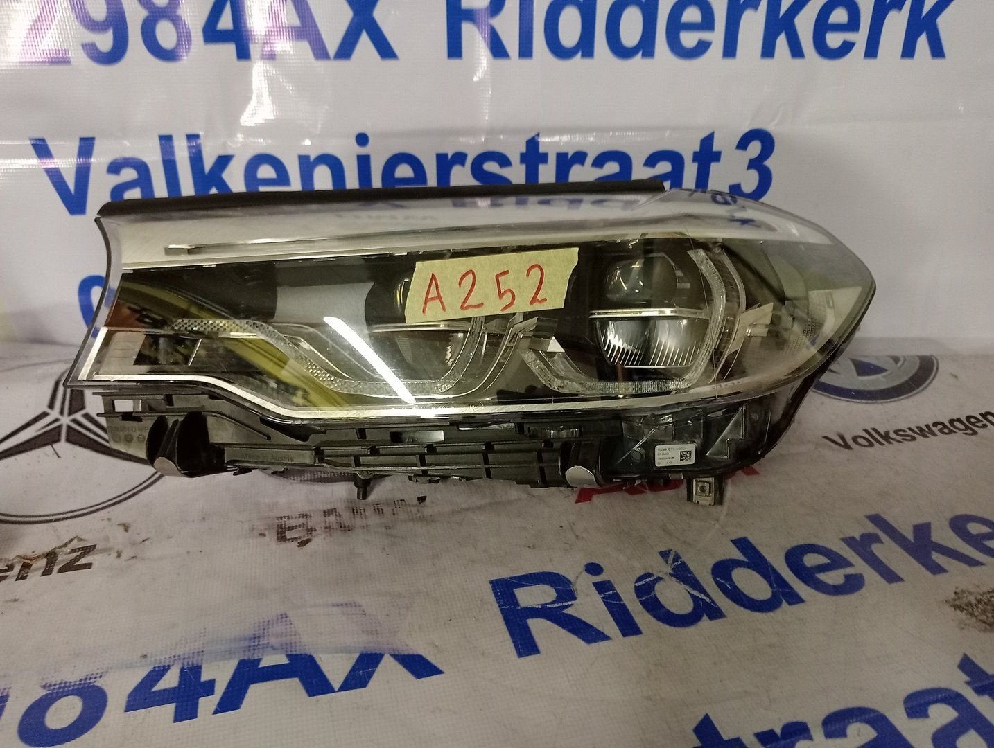 Koplamp BMW 5 Serie G30 G31 Adaptive LED Links 7439193-04, Gebruikt, -, -, Ophalen of Verzenden