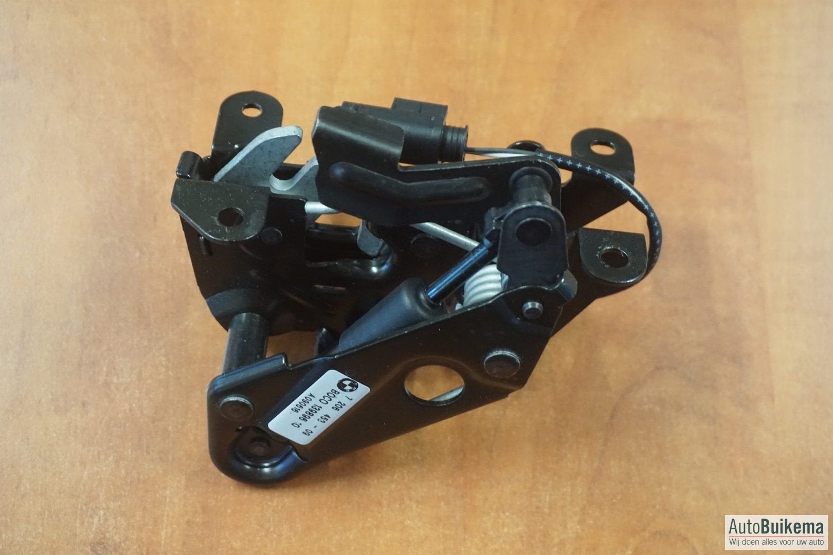 Origineel Bmw 5 Serie F10 motorkapslot links, Gebruikt, -, -, Ophalen of Verzenden