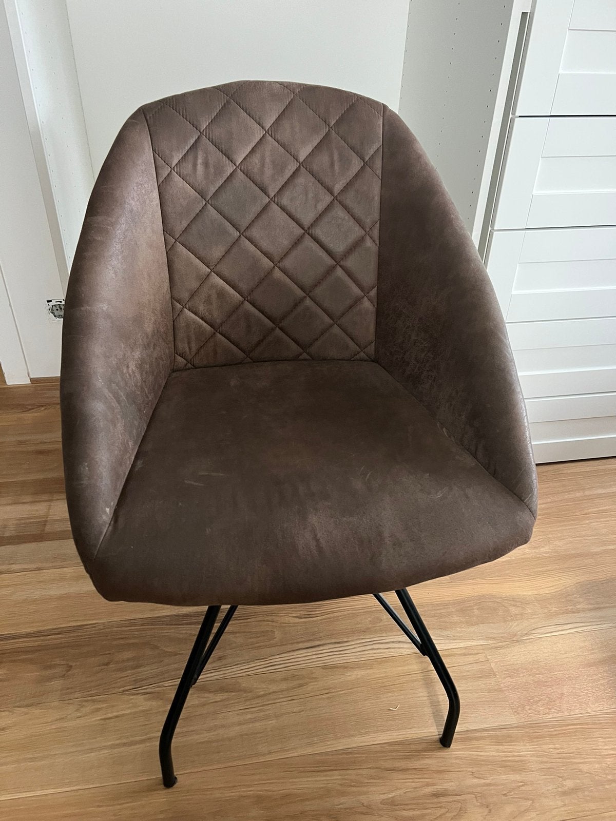 Set van 6 stevige stoelen, Ophalen, Zo goed als nieuw, Bruin, Leer