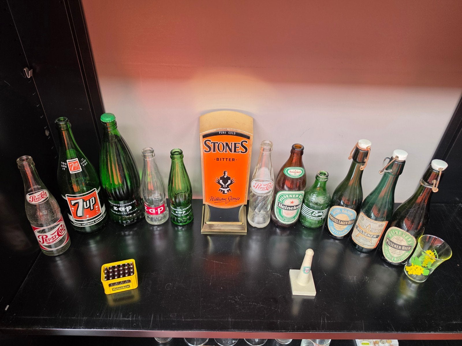 Lot glazen + flesjes Heineken, 7UP, ZAP,..., Verzamelen, Biermerken, Ophalen, Zo goed als nieuw, Flesje(s), Heineken