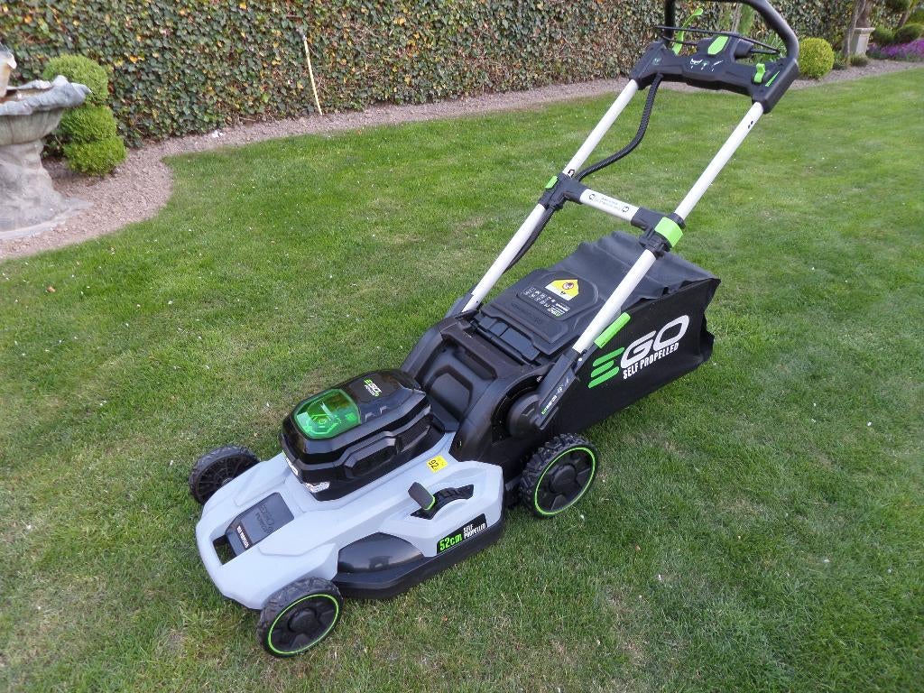 Accu grasmaaier merk EGO., Tuin en Terras, Ophalen, Zo goed als nieuw, Accu