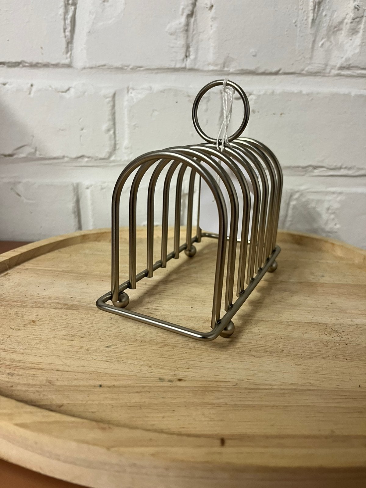 un porte-toast à 6 fentes en métal argenté, Enlèvement, Comme neuf, Argenté, Métal