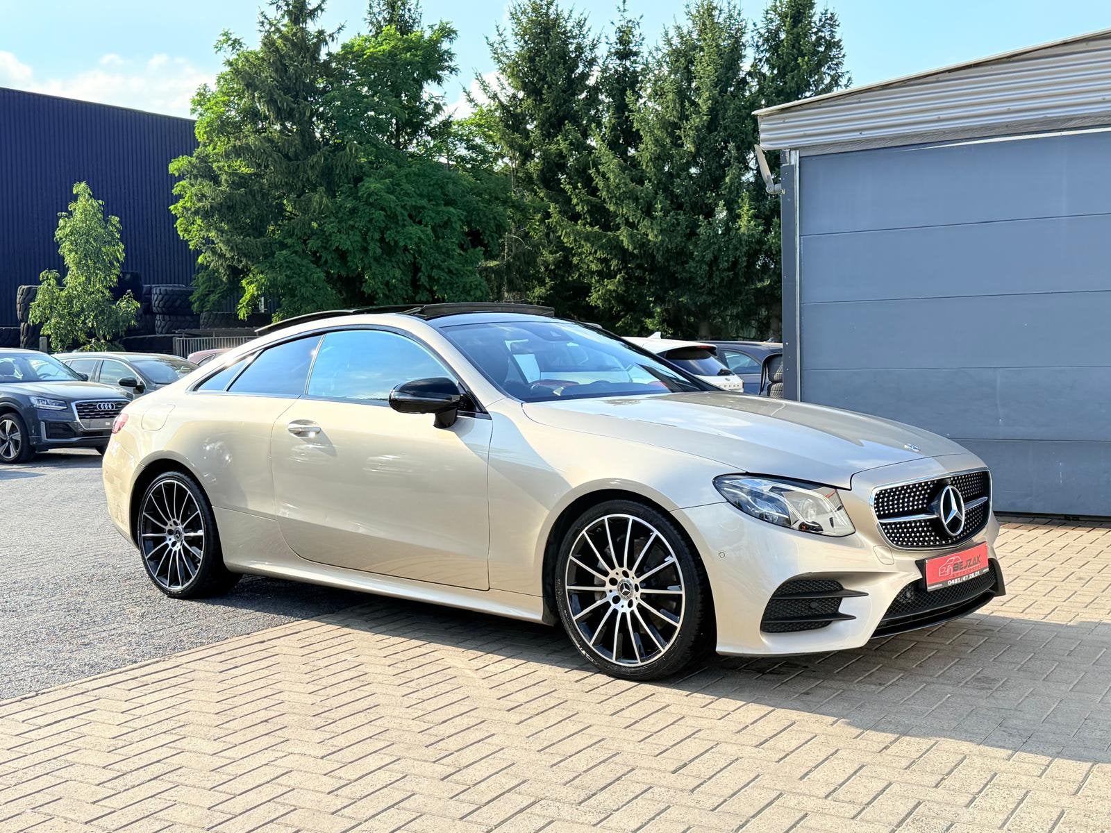 Mercedes E200 Coupe AMG-LINE Premium Pano/Burmester 83.000km, Autos, Achat, Euro 6, Entreprise, Alcantara