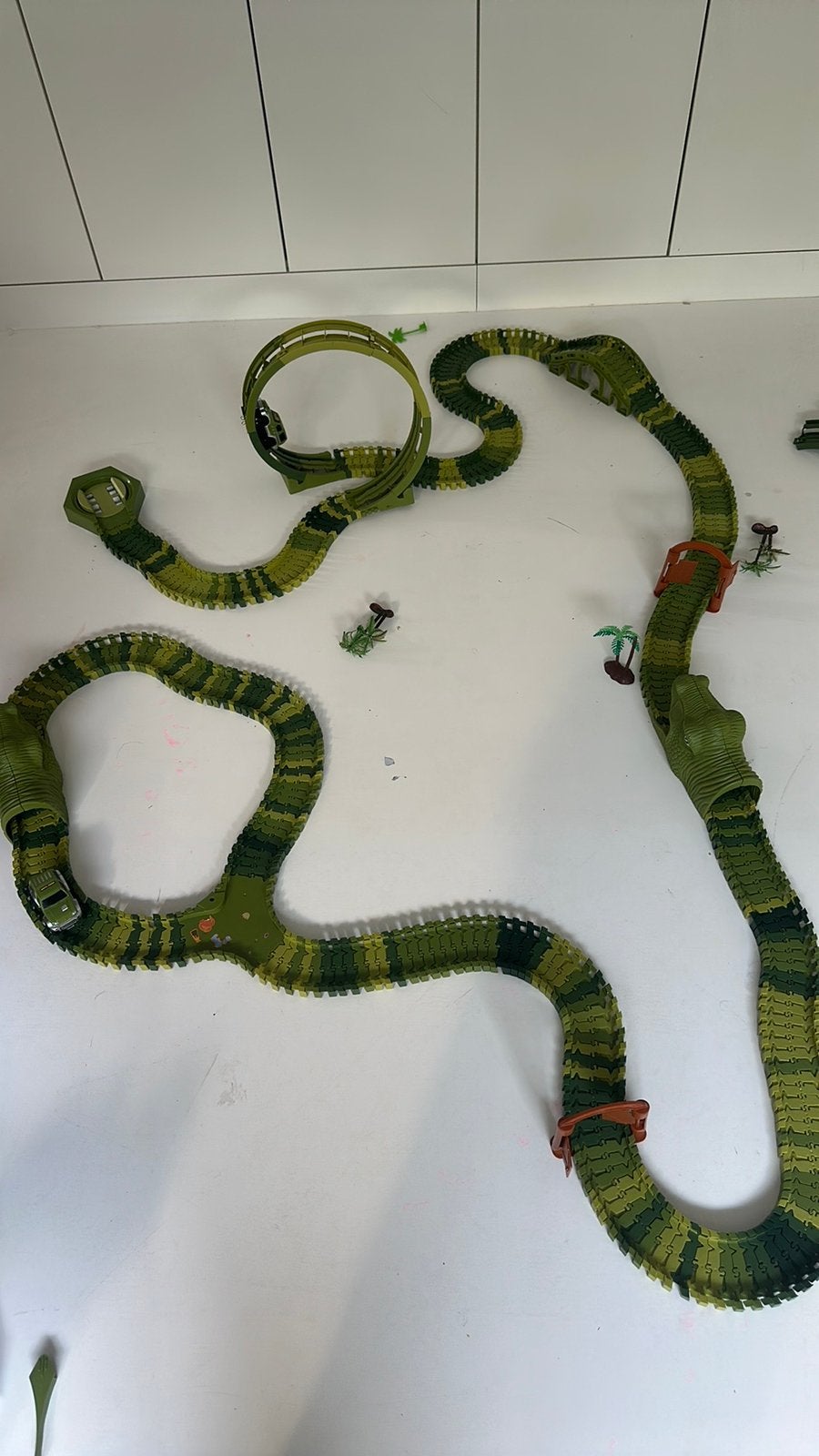 Racebaan dinosaurus, Kinderen en Baby's, Speelgoed | Racebanen, Ophalen, Racebaan