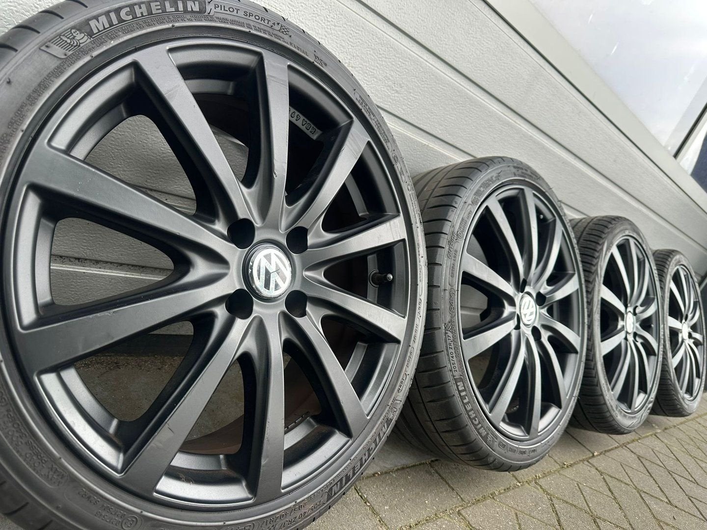 17 Citigo Seat Mii Volkswagen Up e-Up GTI Clio velgen banden, Auto-onderdelen, Banden en Velgen, Banden en Velgen, Zomerbanden