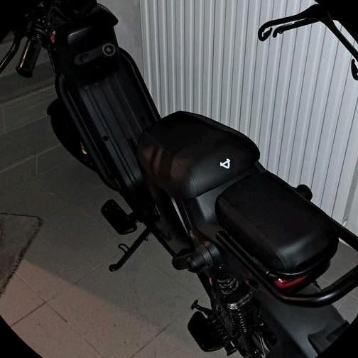 NUI elektrische scooter, Fietsen en Brommers, Snorfietsen en Snorscooters, Ophalen