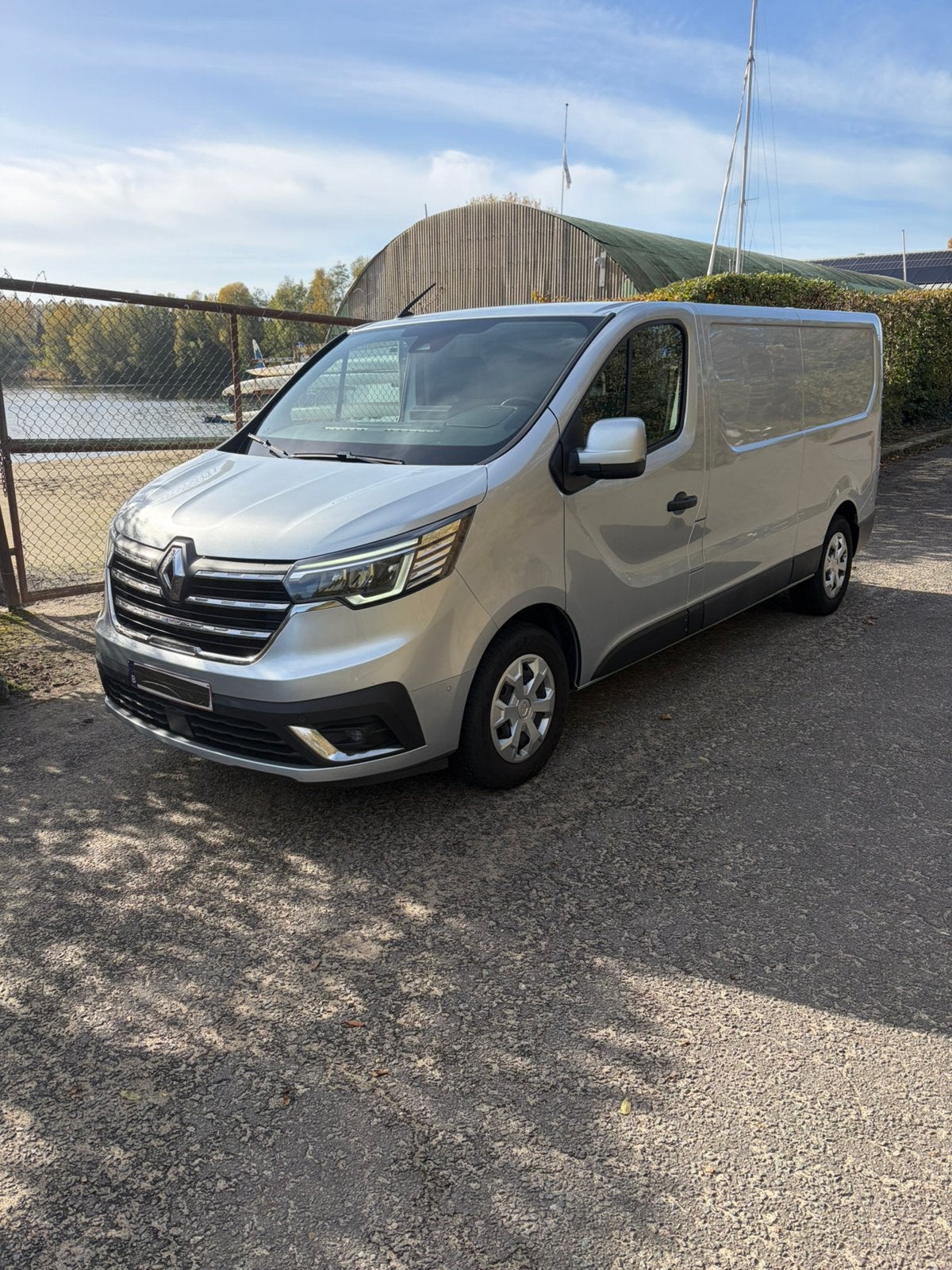 Trafic L2 grand comfort 2022 automaat 150 pk 160500 km, Automaat, Renault, Lane Keeping Assist, Diesel