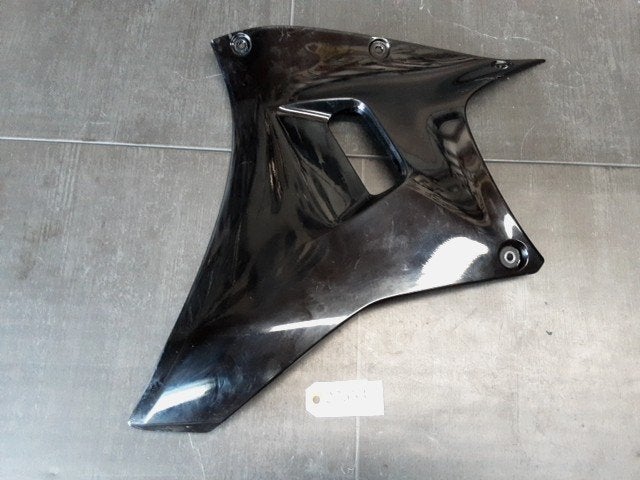 R7 2022 - 2024 Yamaha Kuipdeel Kuipdeel onderflank D1-61959, Motoren
