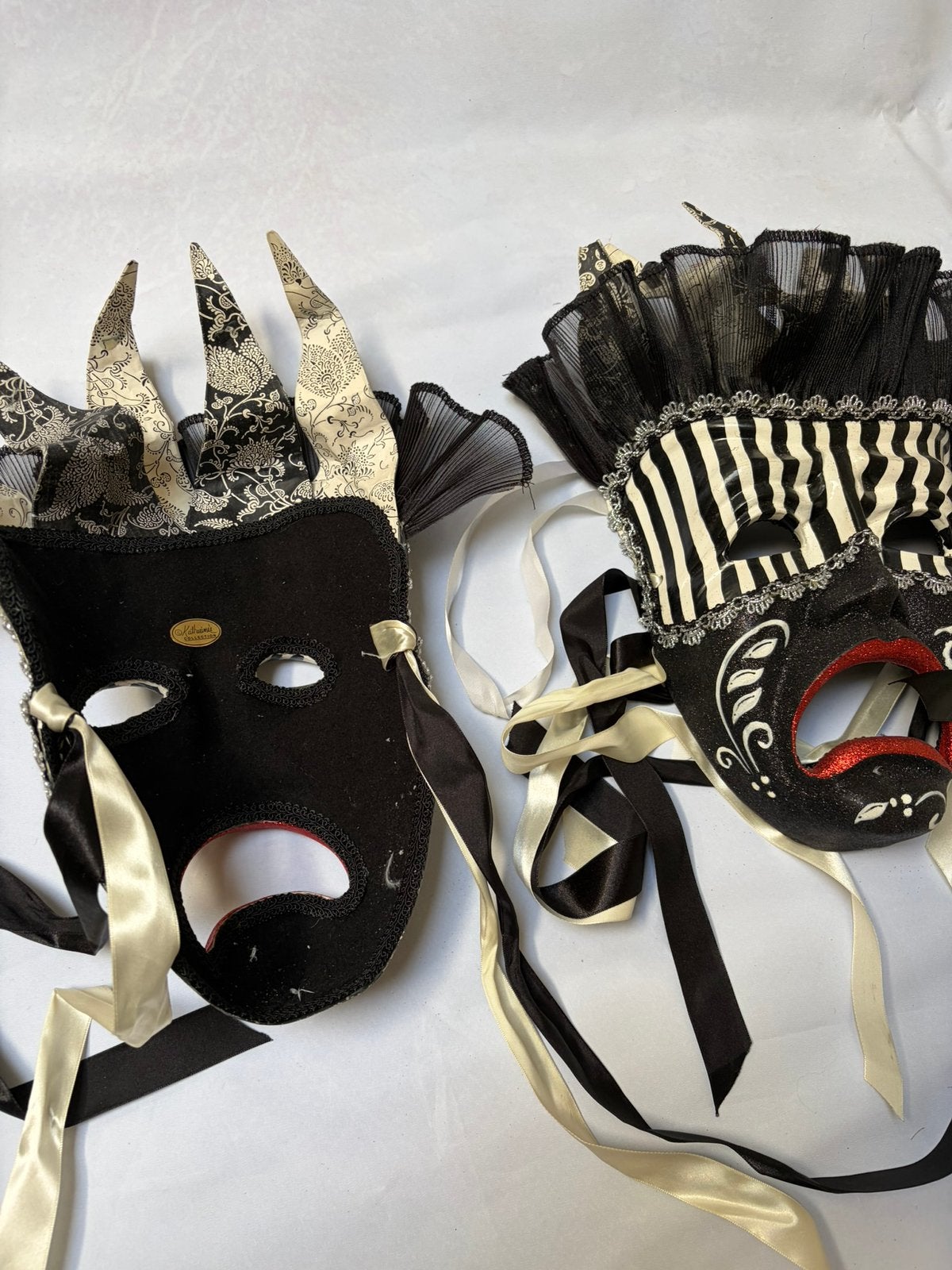 Papier marche maskers, Enlèvement, Comme neuf