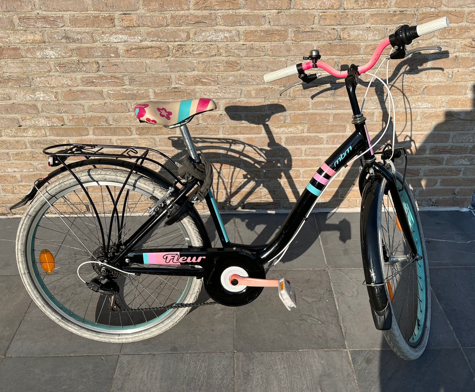 Mbm meisjesfiets fleur maat 26, Enlèvement, Comme neuf
