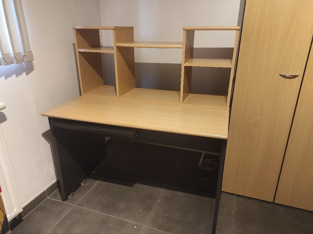 Grote bureau, Huis en Inrichting, Bureaus, Ophalen, Gebruikt, 120 cm, Hout