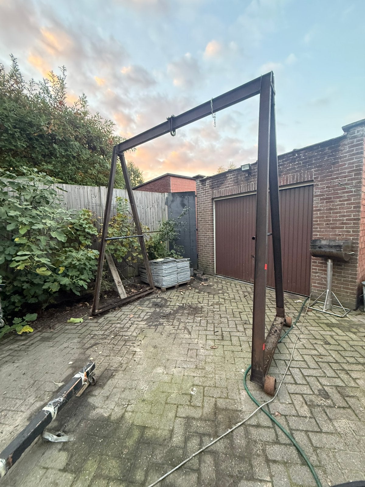 Hijs brug giraf, Ophalen