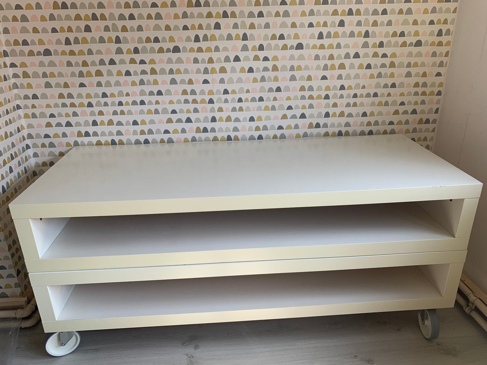 Ikea lage kast op wielen, Ophalen, Gebruikt