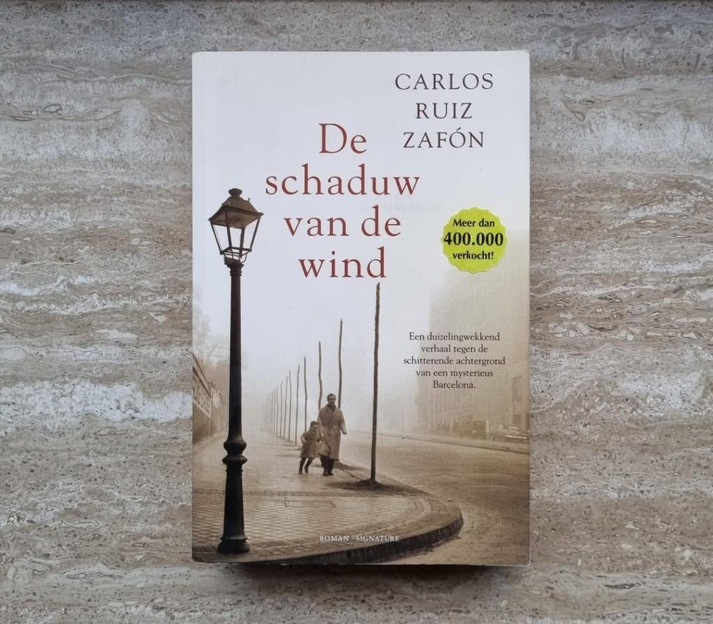 De schaduw van de wind, roman van Carlos Ruiz Zafón, Boeken, Europa overig, Ophalen of Verzenden, Zo goed als nieuw, Carlos Ruiz Zafón